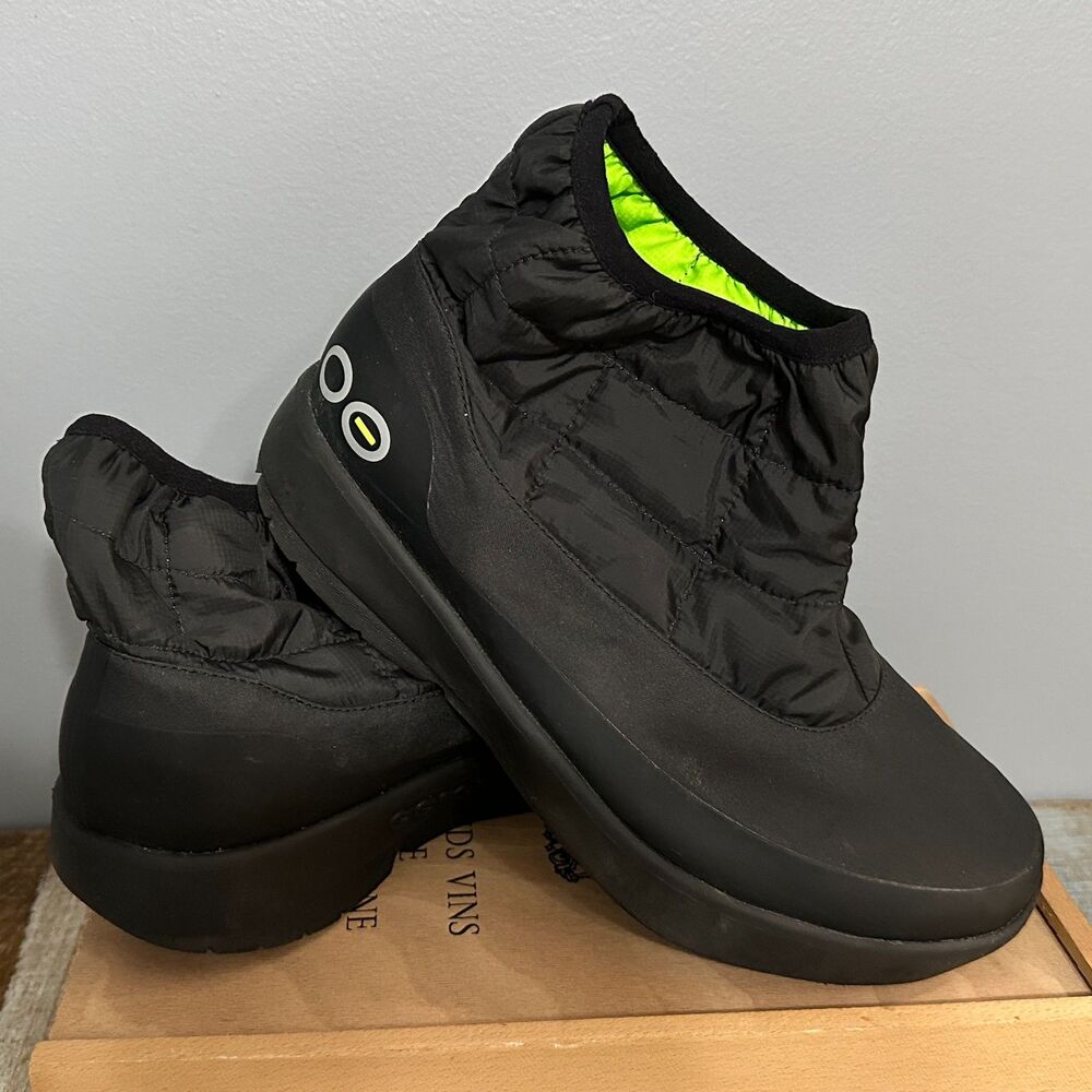 OOFOS OOmg bootie men's size 10 black pull on recovery boots